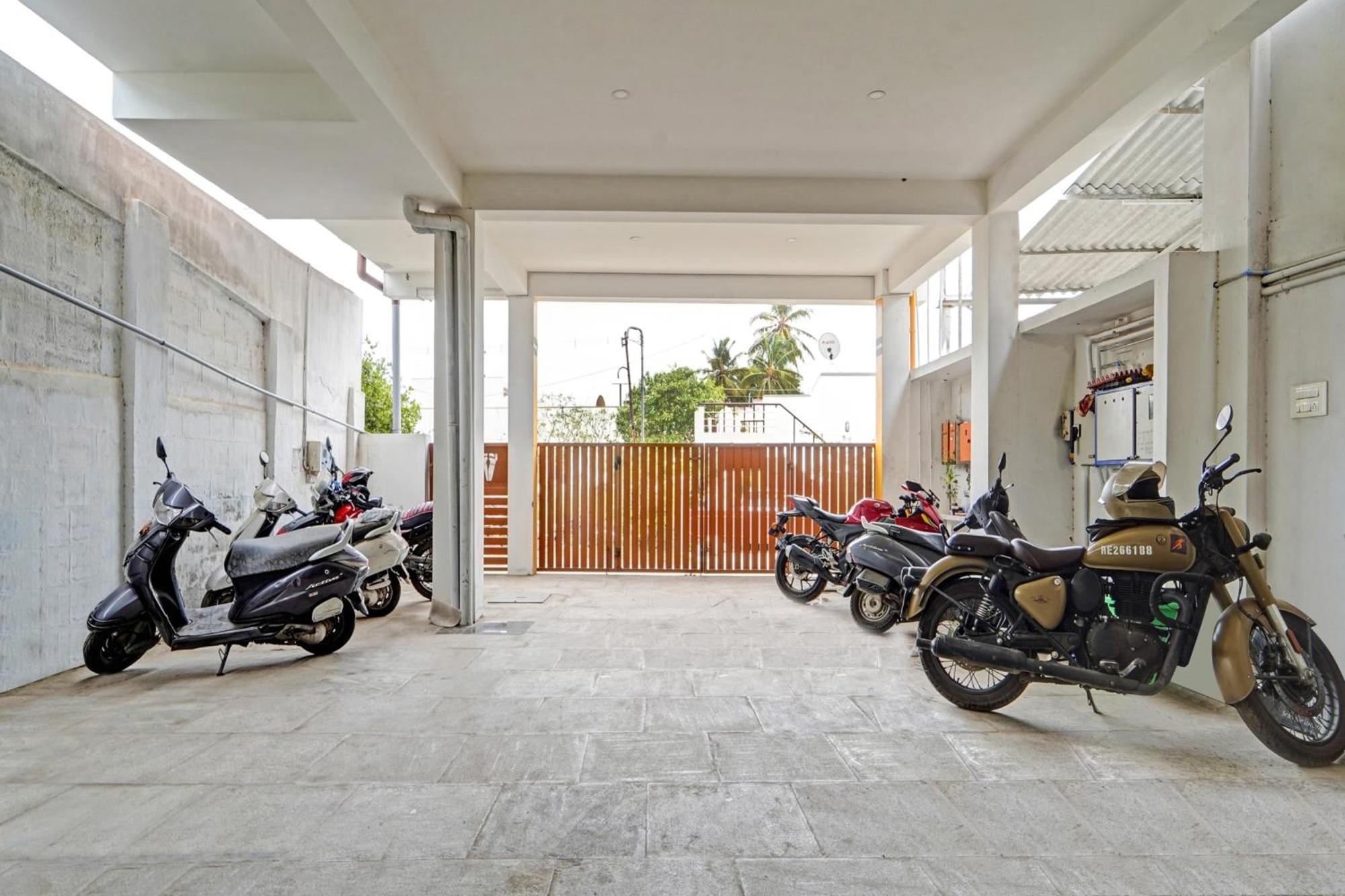 Super Hotel O Jaganath Nagar Near Hopes College Pilamedu Exterior foto